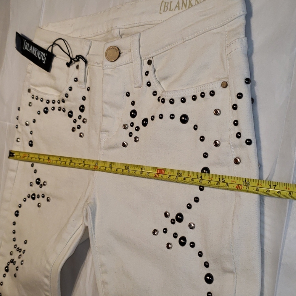 Blank NYC The Intro Jewel/Stud Capri Jeans NEW πHPπ - Picture 13 of 17